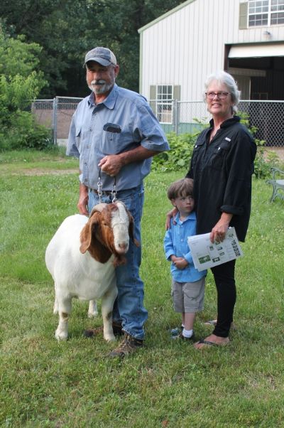 Bear Creek BC G1007 sired by Bear Creek BC E894 Harambe and out of BC C723.  Staying in MO.